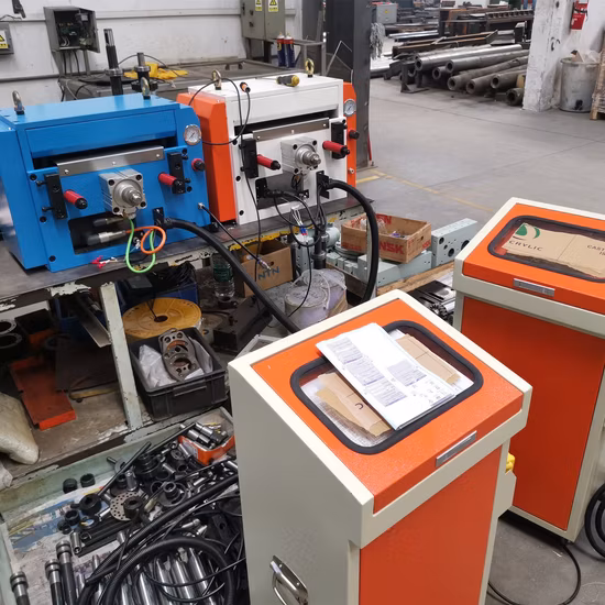 Alimentador de rolo Nc de metal, prensa de bobina, servo alimentador com desenrolamento, linha de máquina de corte e alisamento